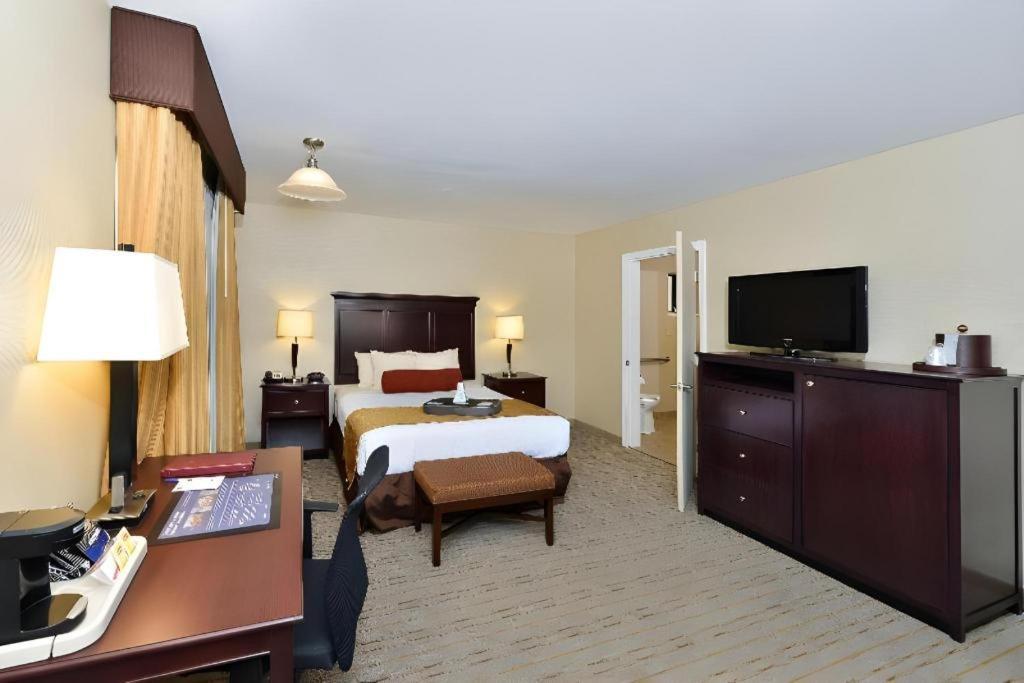 Best Western Frontier Motel Lone Pine Exteriör bild