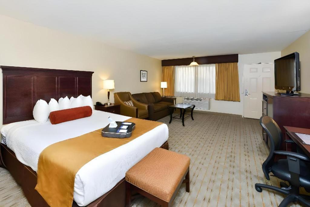 Best Western Frontier Motel Lone Pine Exteriör bild
