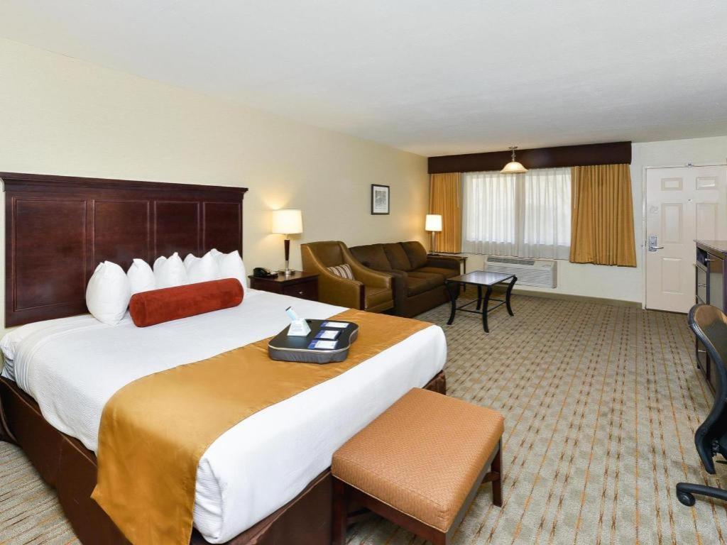 Best Western Frontier Motel Lone Pine Exteriör bild
